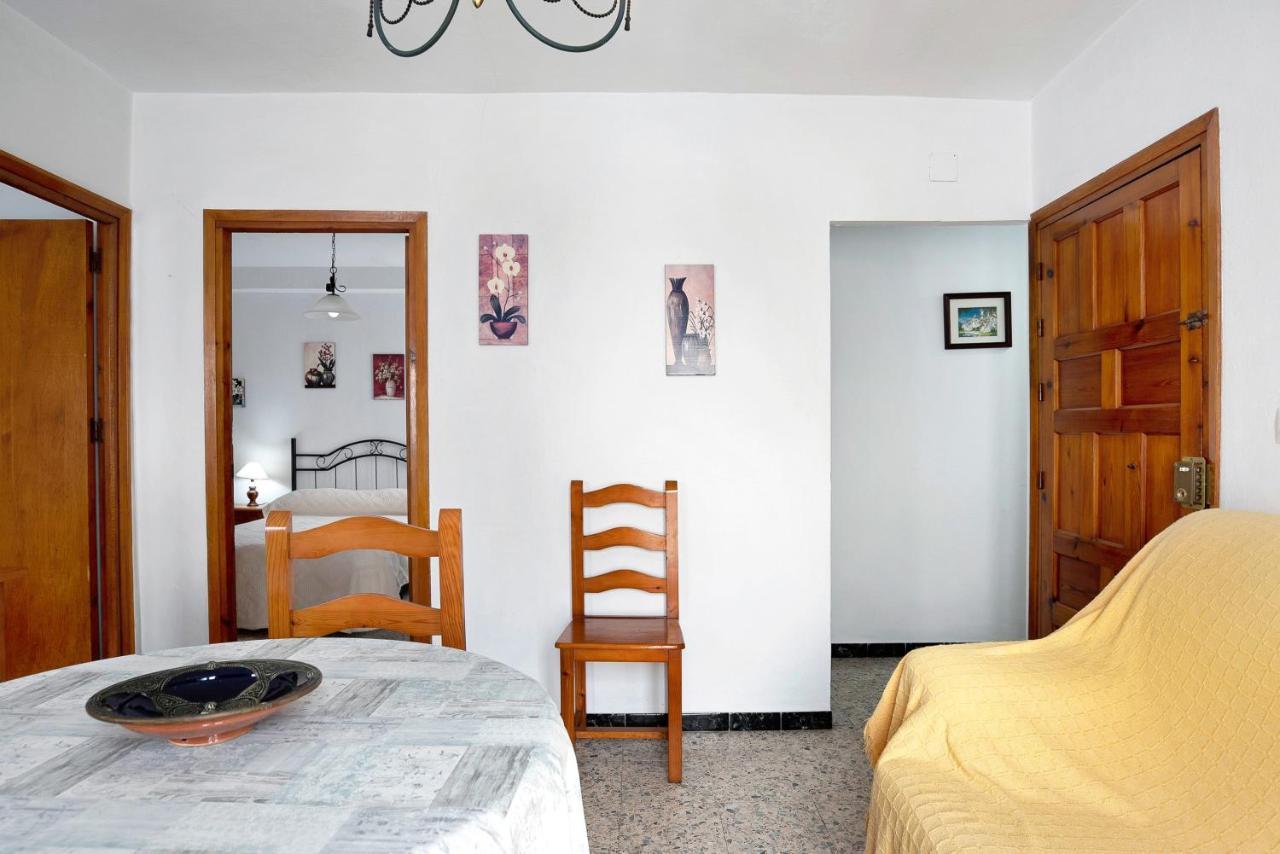 Casa Angela Apartment โกนิล เด ลาฟรอนเตรา ภายนอก รูปภาพ