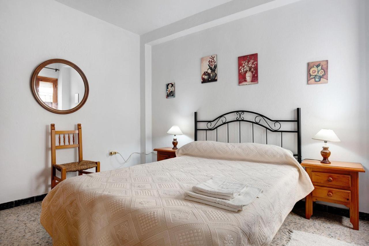Casa Angela Apartment โกนิล เด ลาฟรอนเตรา ภายนอก รูปภาพ