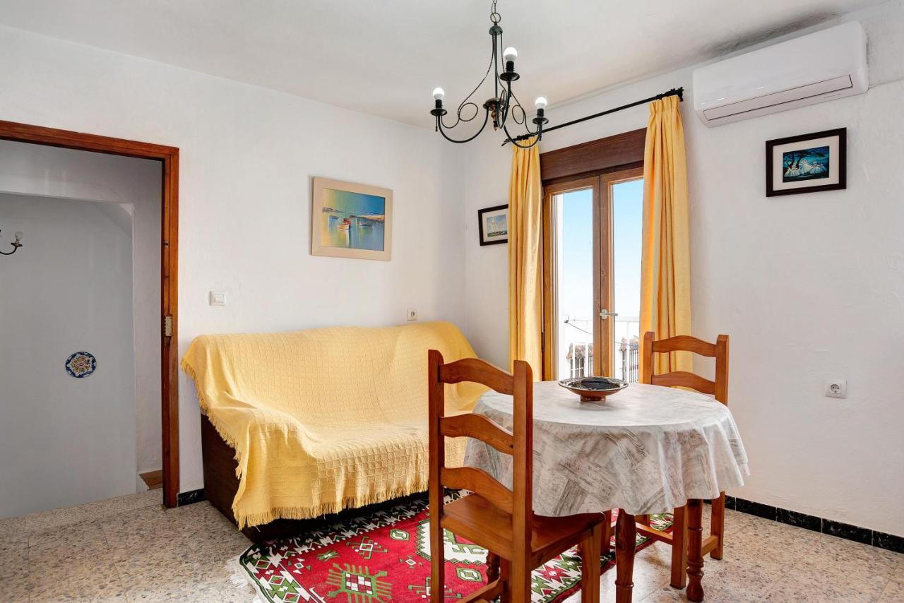 Casa Angela Apartment โกนิล เด ลาฟรอนเตรา ภายนอก รูปภาพ