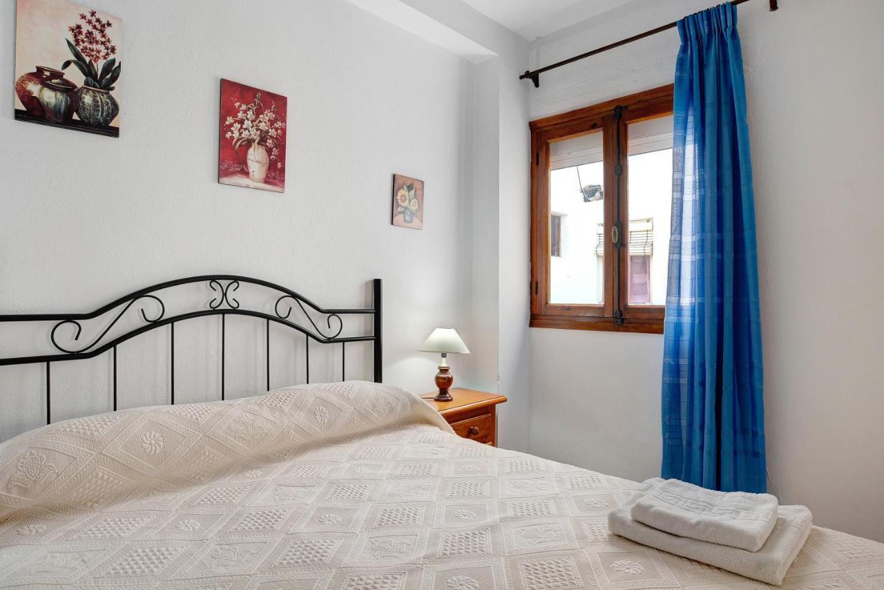 Casa Angela Apartment โกนิล เด ลาฟรอนเตรา ภายนอก รูปภาพ